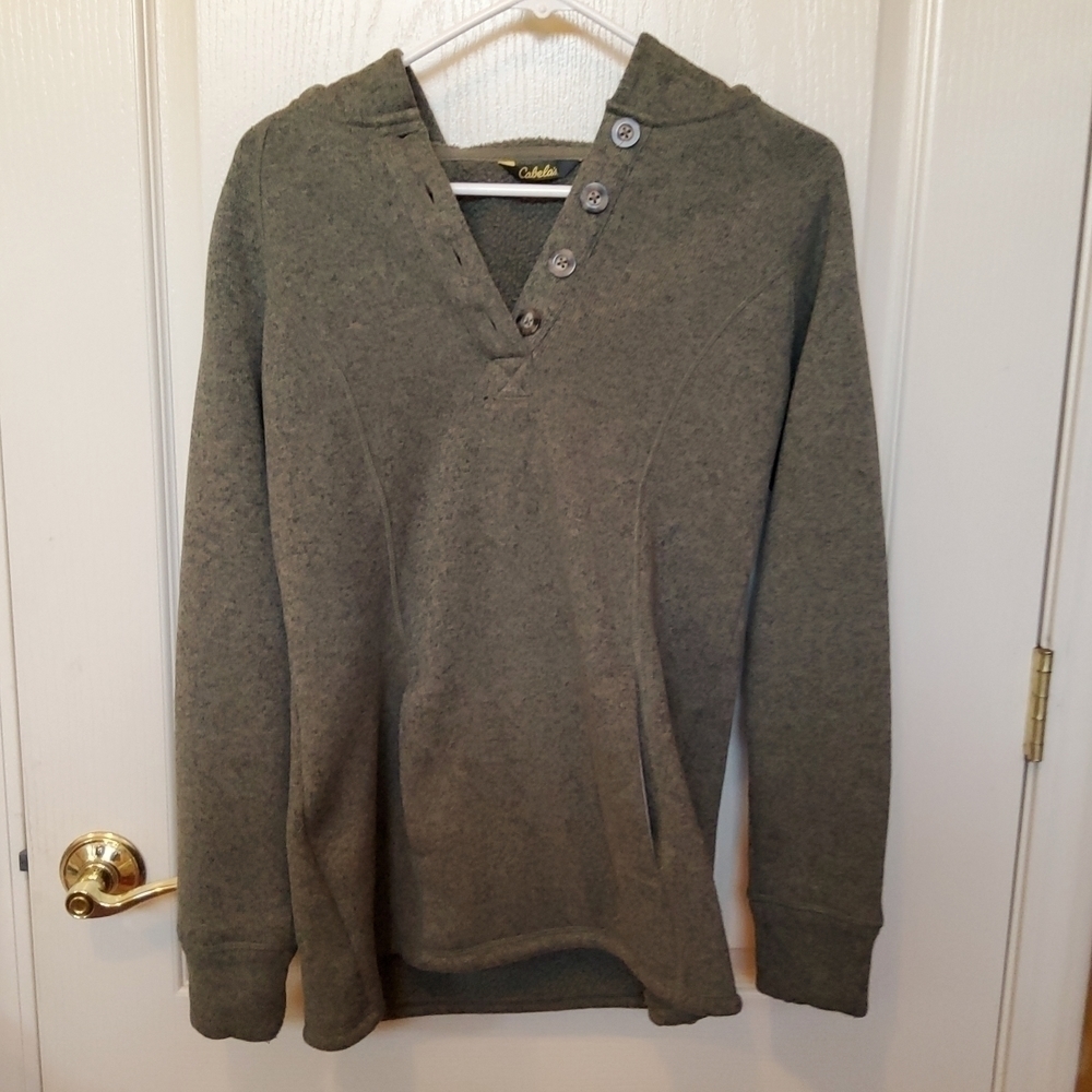 Cabela's. Beautiful Sweatshirt. Like New! Small